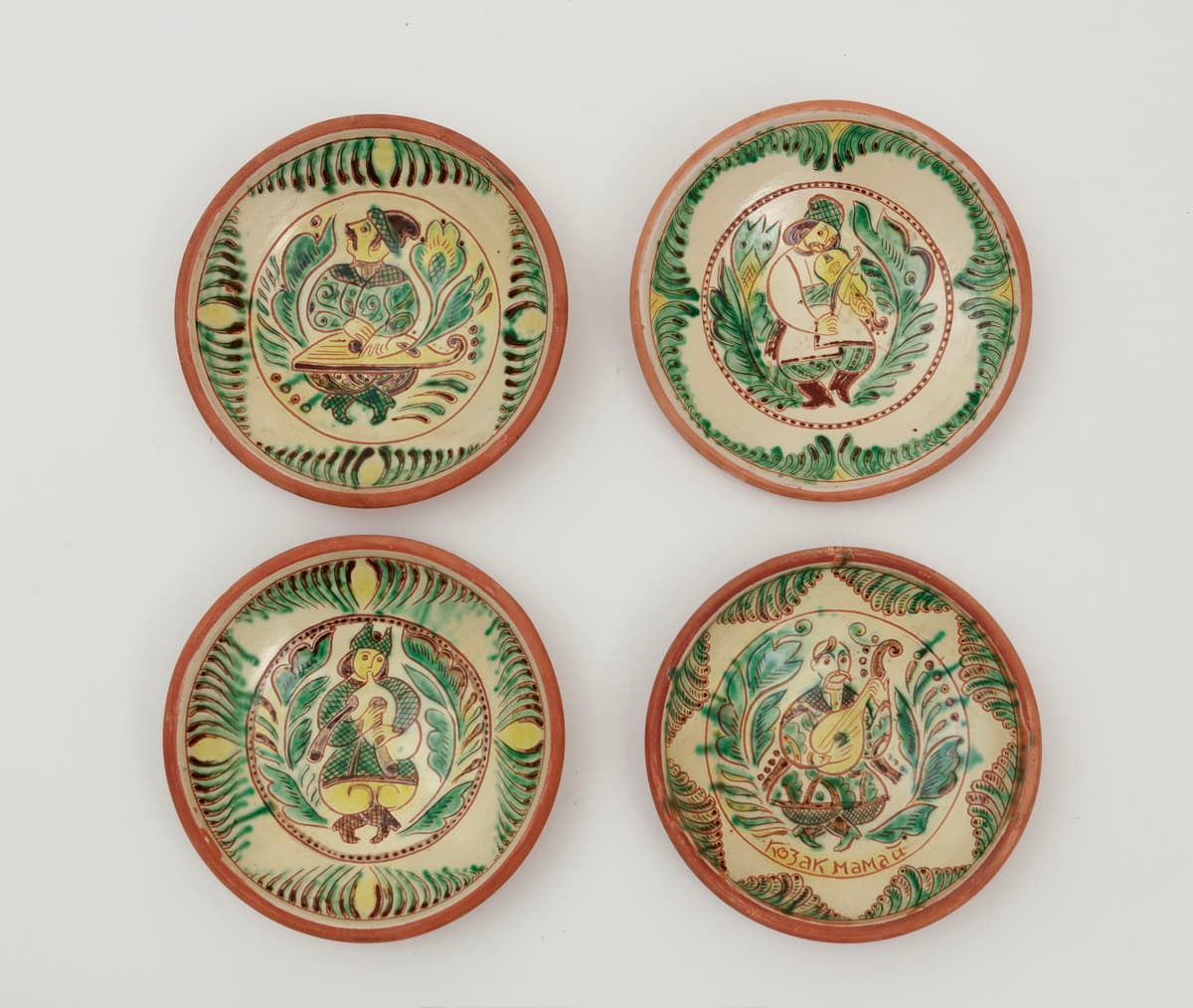 Декоративні тарелі